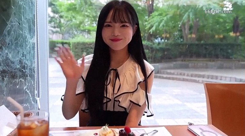 集性感与可爱于一身的极品美女再度登场！渴求激烈性爱的美女，在7人轮番中出し的肉便器企划中被持续填满！FC2PPV-4744027